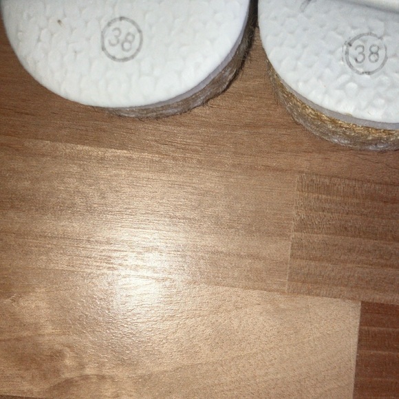 Stylish Women's Boho Tan Slide Sandals - Picture 4 of 5